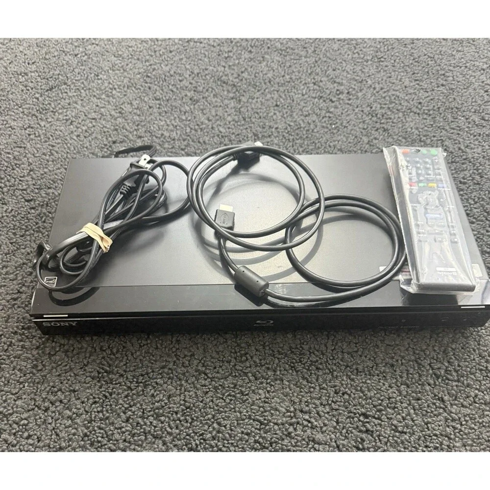 Sony BDP-S360 Blu-ray Disc Player Full HD 1080p Black with Remote and Cables